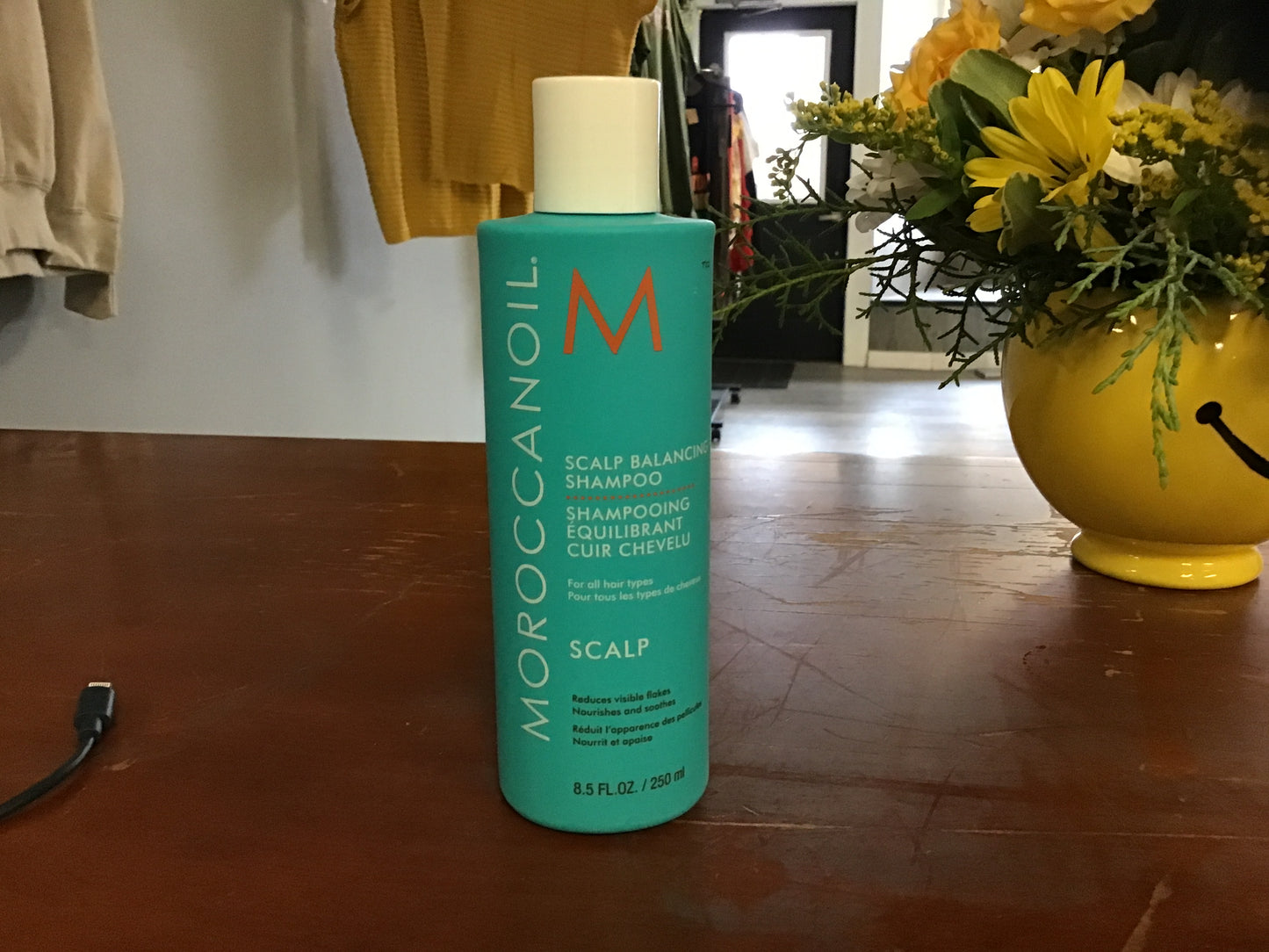 Scalp balancing shampoo