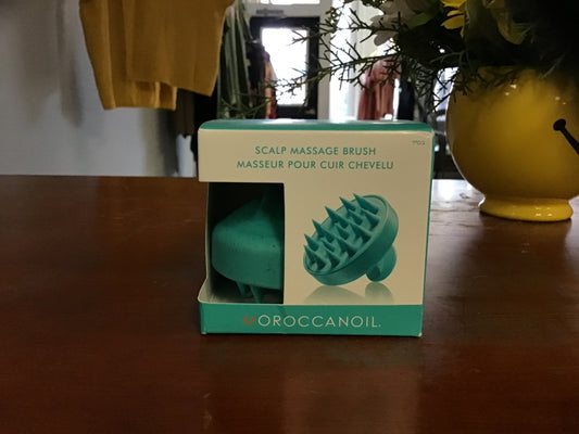 Scalp massage brush